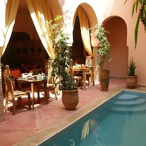 Azenzer Riad